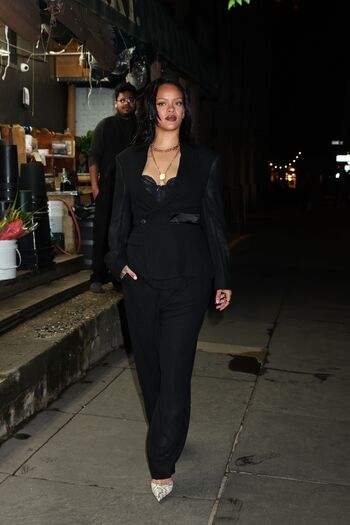 Full leaked Rihanna  page private onlyfans photo