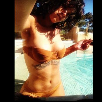 Full leaked Rihanna page private onlyfans photo