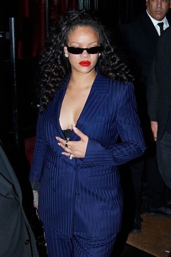 Full leaked Rihanna page private onlyfans photo