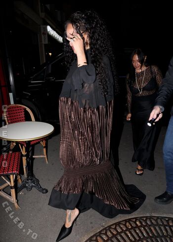 Full leaked Rihanna page private onlyfans photo