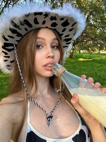 Full leaked Rika lovnse private onlyfans photo