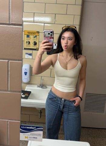 Full leaked Riley hahn private onlyfans photo