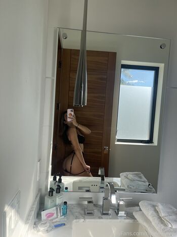Full leaked Rileymurray  page private onlyfans photo