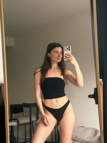 Full leaked Riribebe page private onlyfans photo