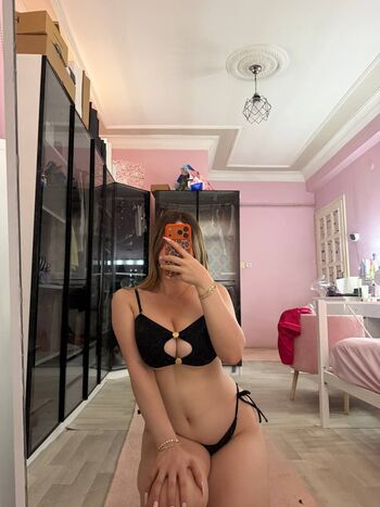 Full leaked Riribebe page private onlyfans photo