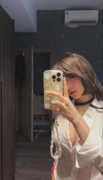 Full leaked Risaatjan page private onlyfans photo