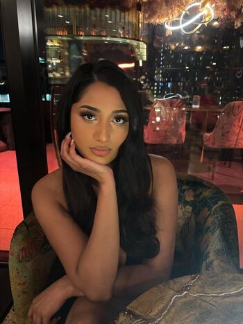 Full leaked Riya b private onlyfans photo