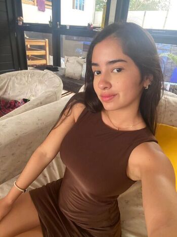 Full leaked Riyana private onlyfans photo