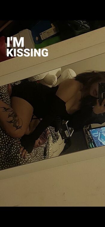 Full leaked Rizz rolled private onlyfans photo