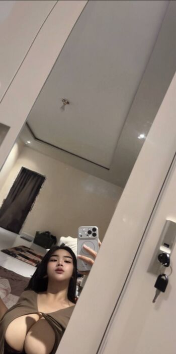 Full leaked Rkaaaagrll private onlyfans photo