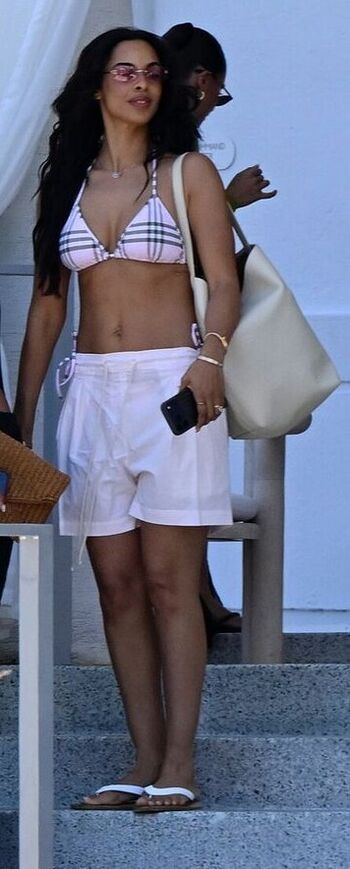 Rochelle Humes