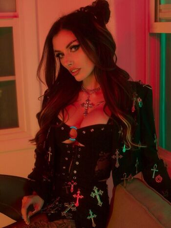 Full leaked Rolyat private onlyfans photo