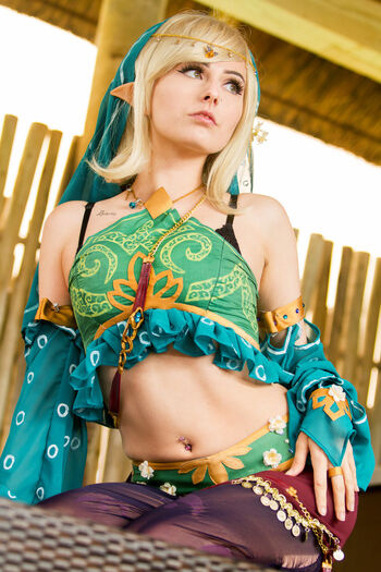 Full leaked Rolyatistaylor private onlyfans photo