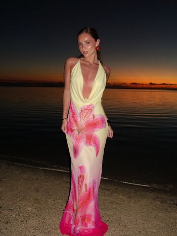 Full leaked Romane bertrand private onlyfans photo