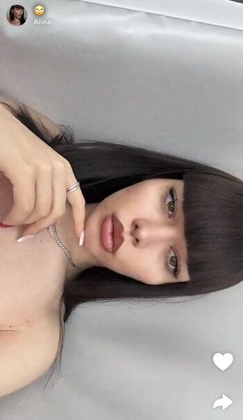 Full leaked Romanian girls private onlyfans photo