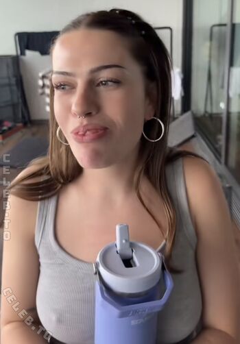 Full leaked Romina jana private onlyfans photo