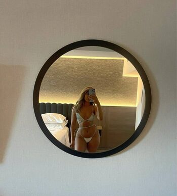 Full leaked Romitavlz private onlyfans photo
