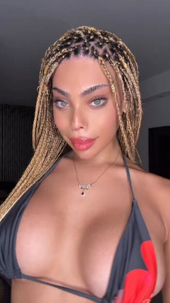Full leaked Romy abergel private onlyfans photo