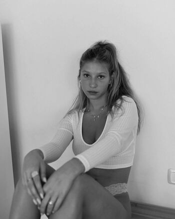 Full leaked Roni zouler page private onlyfans photo