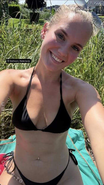 Full leaked Roosjexb private onlyfans photo