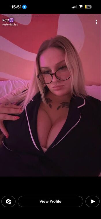 Full leaked Roossiiieeeeeee private onlyfans photo