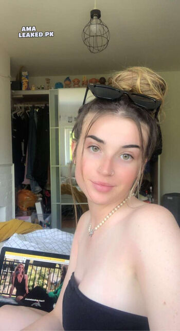 Full leaked Rosa vallis page private onlyfans photo