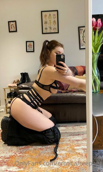 Full leaked Rosalinedawn private onlyfans photo