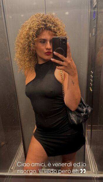 Full leaked Rosanna buonfiglio private onlyfans photo