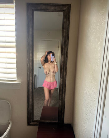 Full leaked Rose w page private onlyfans photo