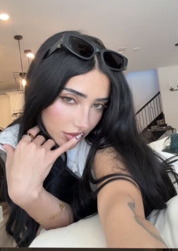 Rose Zara