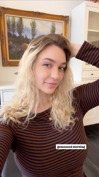 Full leaked Roseasmr private onlyfans photo