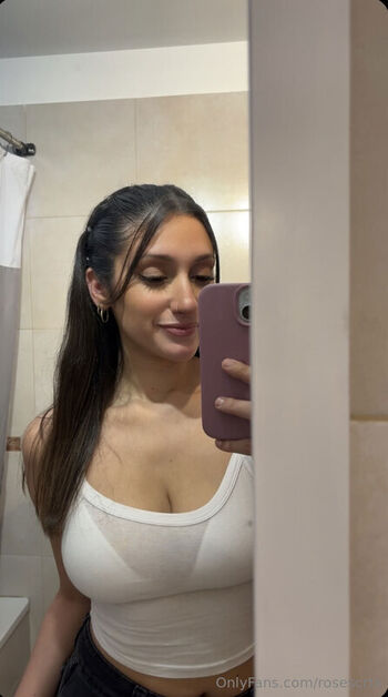 Full leaked Rosescrtx private onlyfans photo