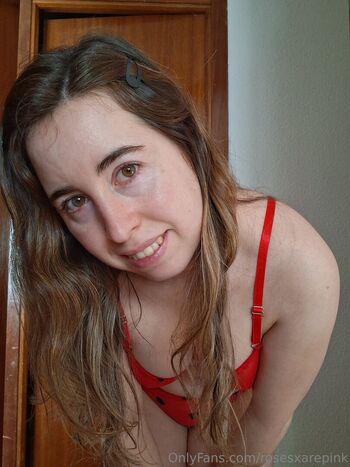 Full leaked Rosesxarepink page private onlyfans photo
