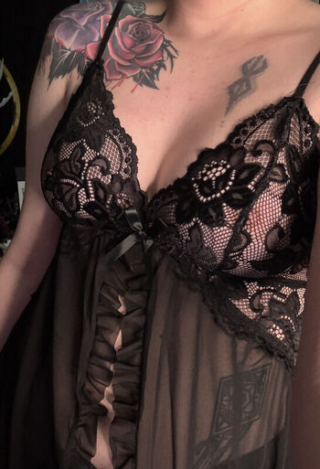 Full leaked Rosewaltz private onlyfans photo