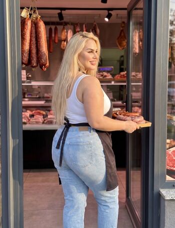 Full leaked Rosiccaa private onlyfans photo