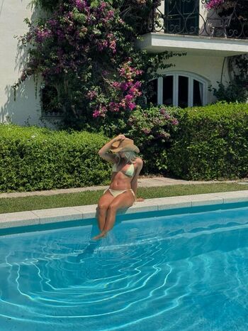 Full leaked Rosie godwin page private onlyfans photo