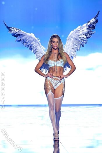 Full leaked Rosie huntington whiteley private onlyfans photo
