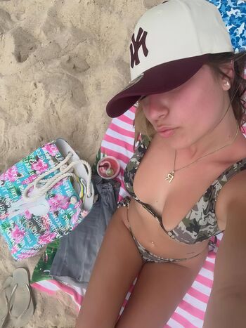 Full leaked Rosie mcclelland private onlyfans photo