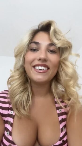 Full leaked Rosie mcclelland private onlyfans photo