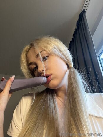 Full leaked Rosy may page private onlyfans photo