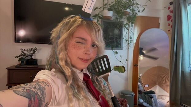 Full leaked Rottedbrainz private onlyfans photo