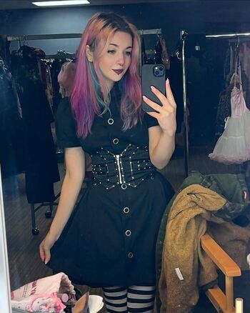 Full leaked Rottedgoth private onlyfans photo