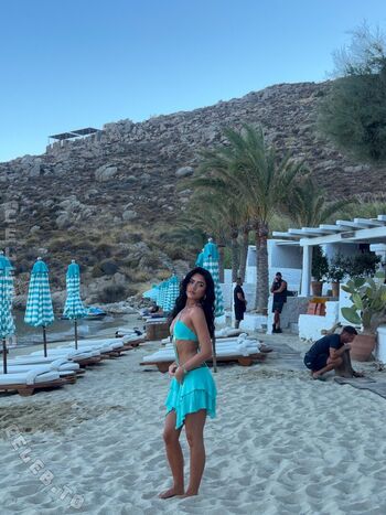 Full leaked Roxanarosuu page private onlyfans photo
