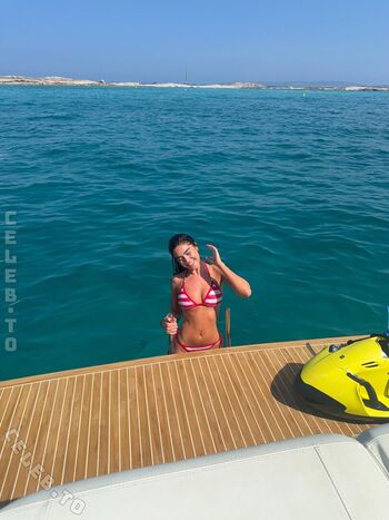 Full leaked Roxanarosuu page private onlyfans photo