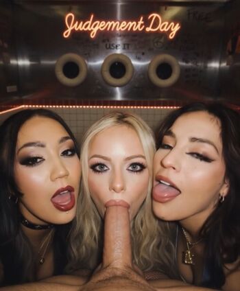 Full leaked Roxanne perez private onlyfans photo