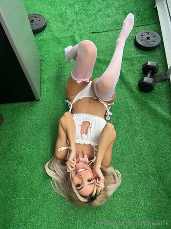 Full leaked Roxannesims private onlyfans photo