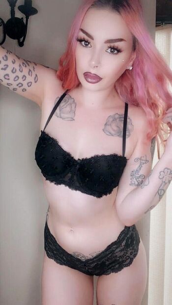 Full leaked Roxi reilly private onlyfans photo