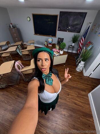 Full leaked Roxie sinner page private onlyfans photo