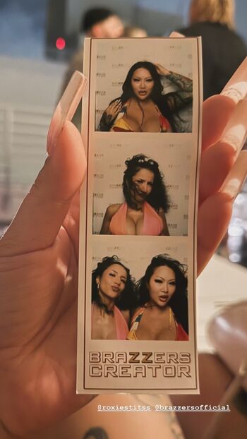 Full leaked Roxie sinner private onlyfans photo