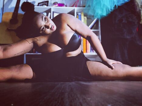 Full leaked Roxxy haze private onlyfans photo